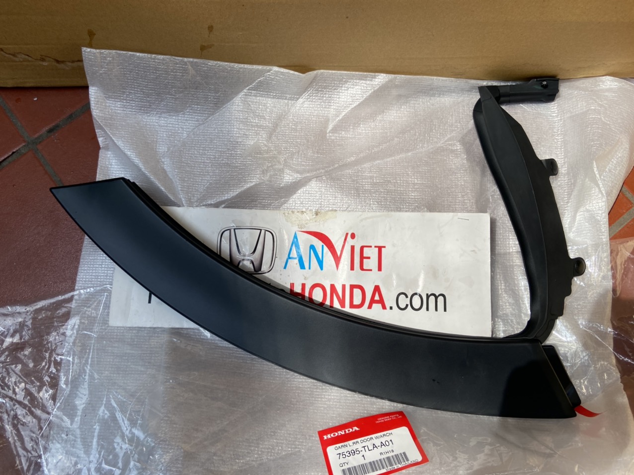 Ốp phồng bánh sau xe Honda CRV 2018 đến 2022